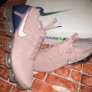 Nike Air Vapormax FlyKnit 2